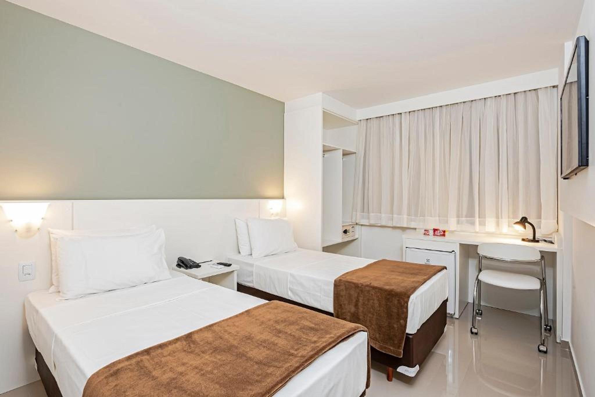 Hotel Slim Joao Bettega