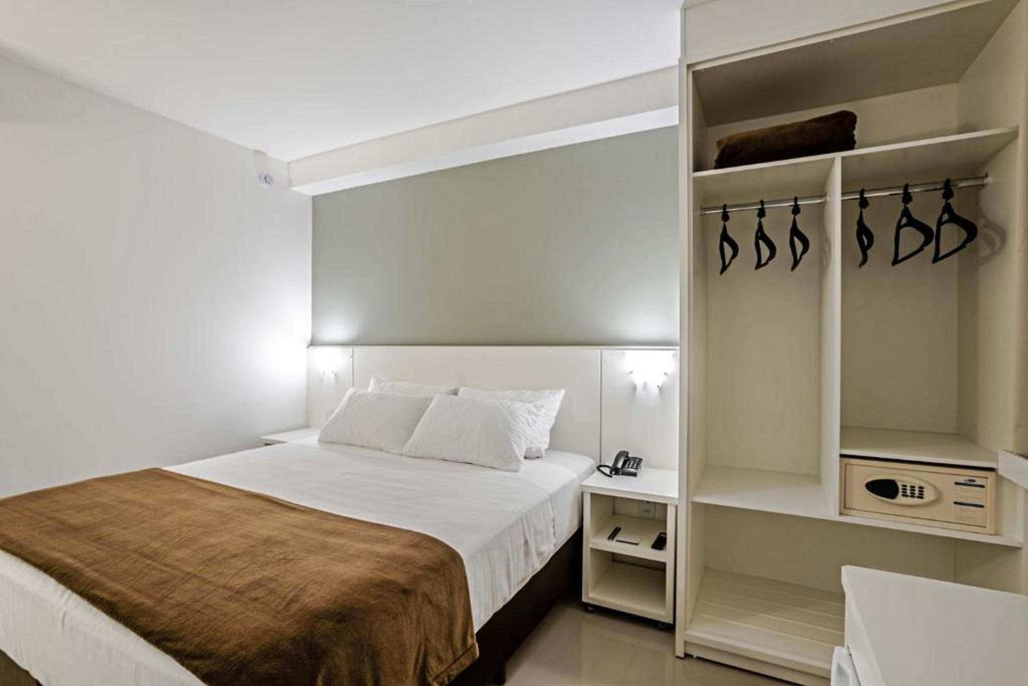 Hotel Slim Joao Bettega
